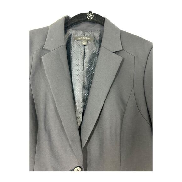 Ann Taylor Blazer Size 8 Black Wool Blend Two Button Notch Long Sleeve Career - Picture 4 of 15